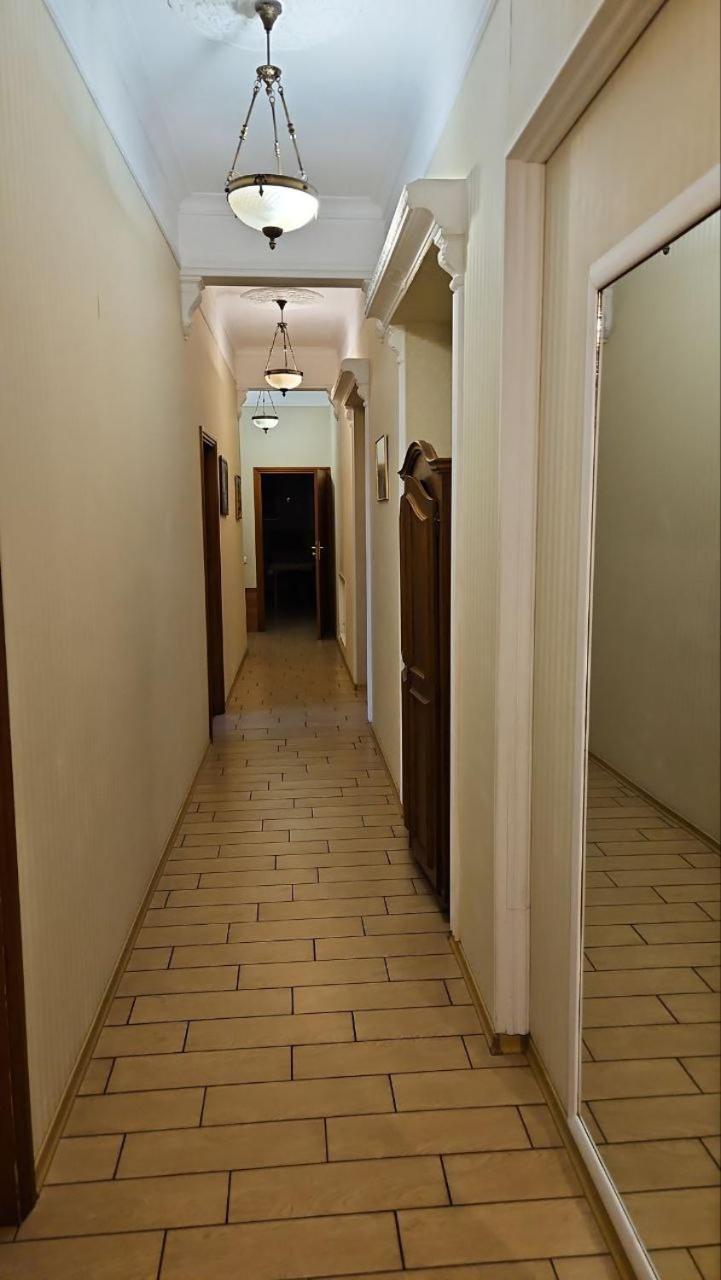 Bessarabka Apartments كييف المظهر الخارجي الصورة
